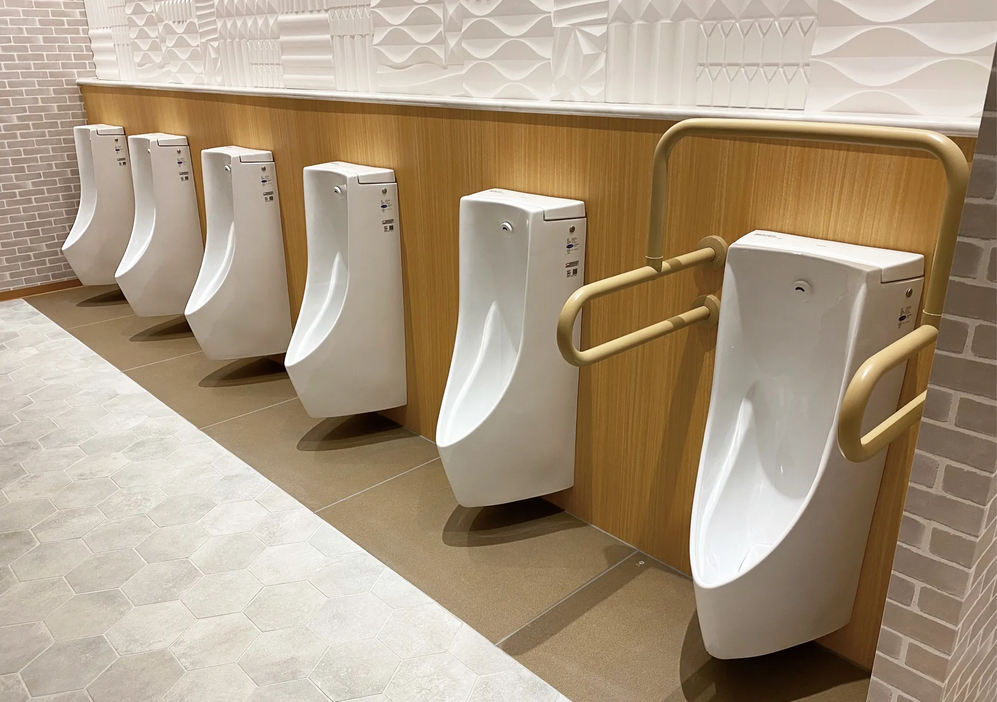 トイレに設置された小便器